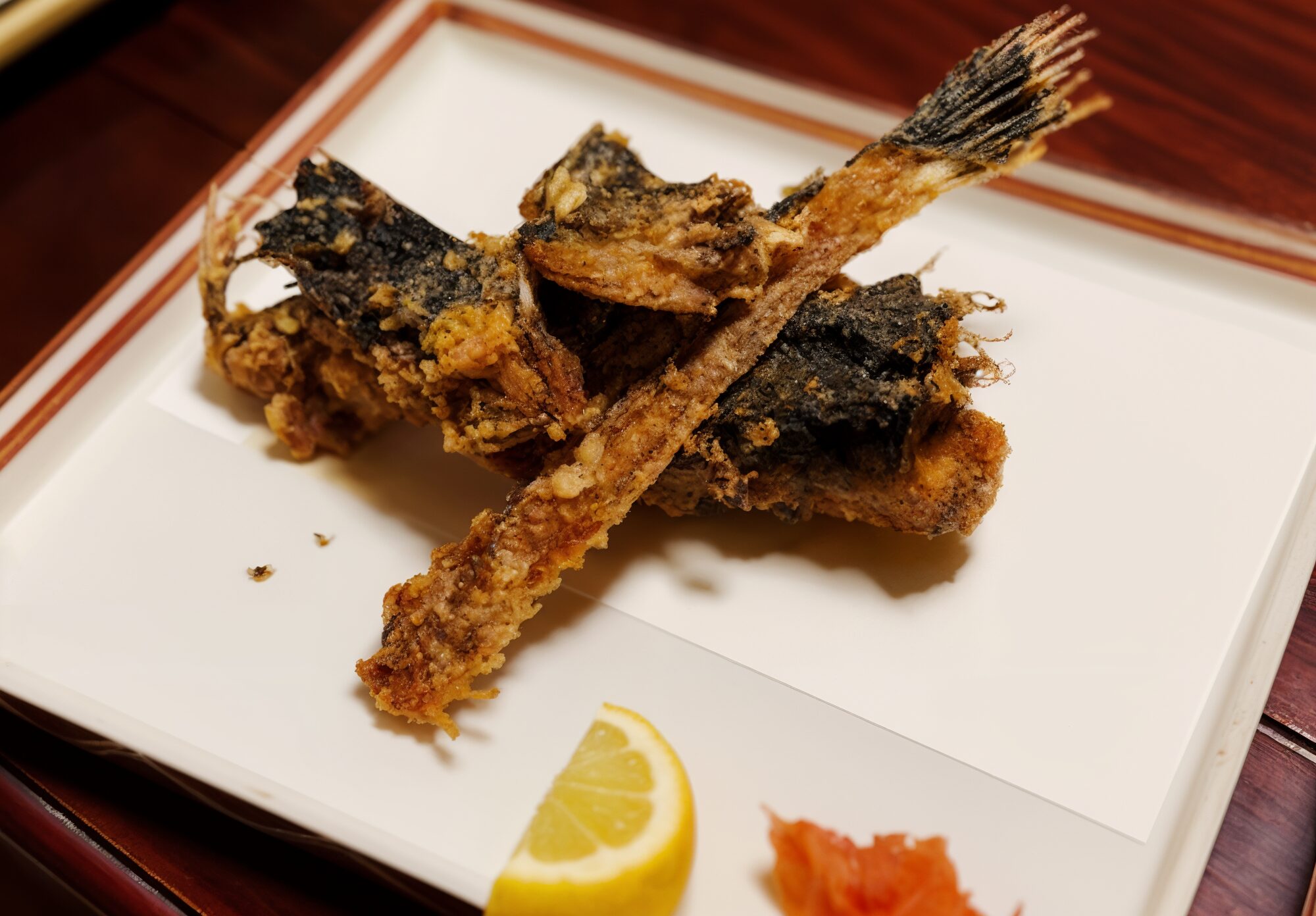 香川県ひさご亭の虎魚唐揚げの写真